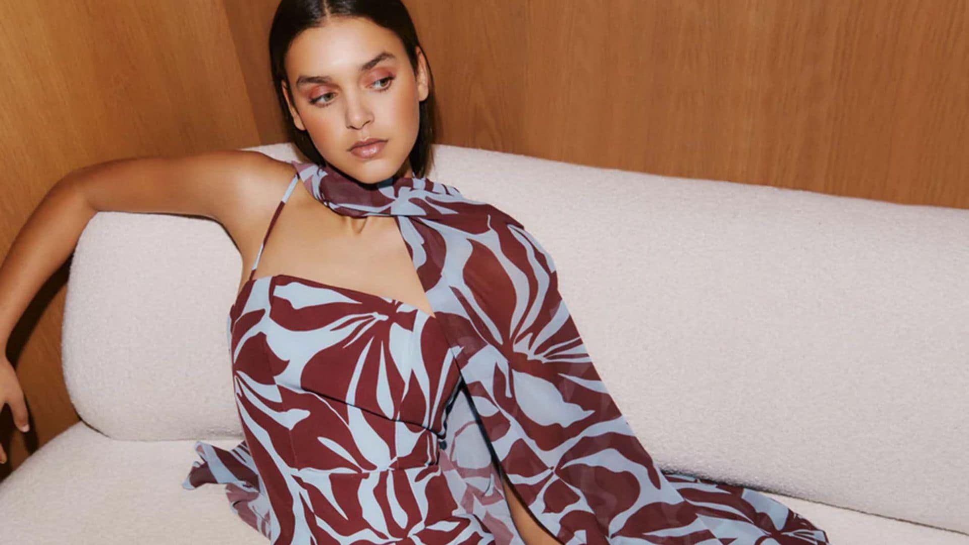Elegimos los 9 looks de invitada 'made in Spain' con los que triunfar en una graduación