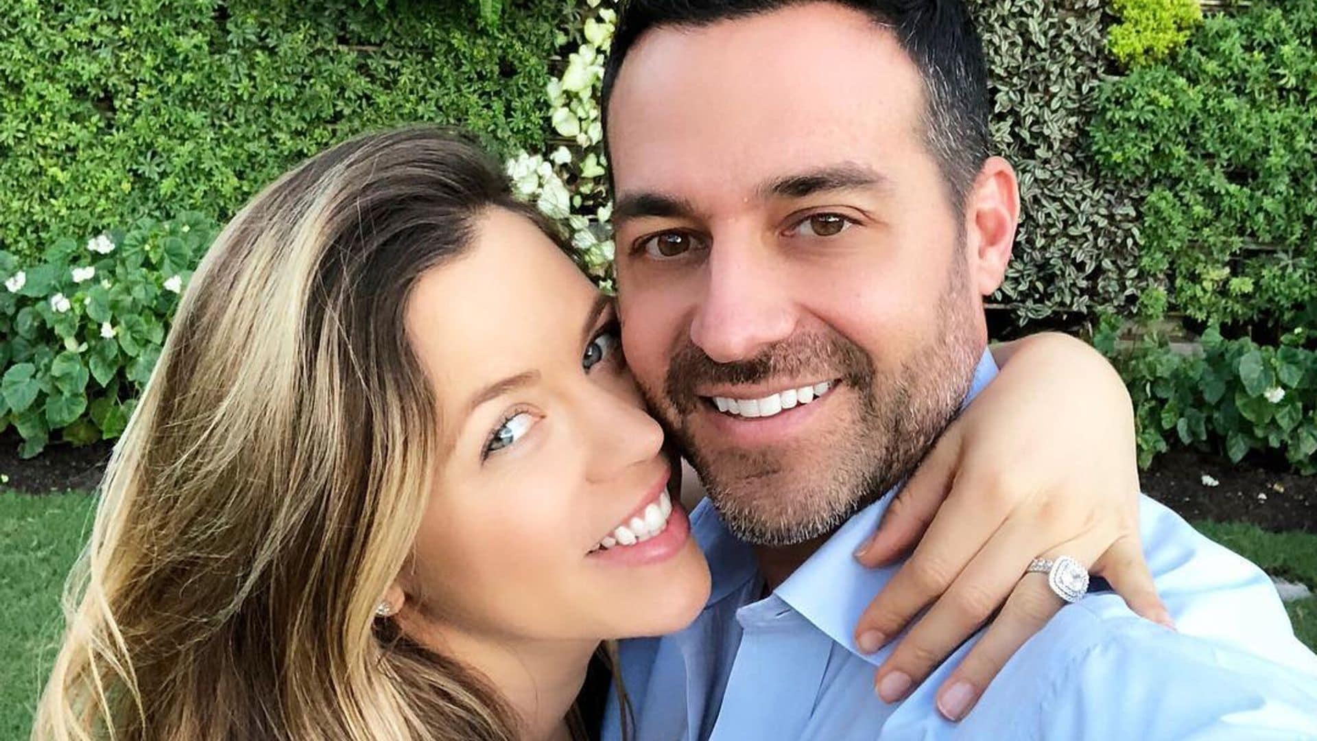 Ximena Duque y su esposo muestran la lujosa mansión y los costosos autos fruto de su esfuerzo