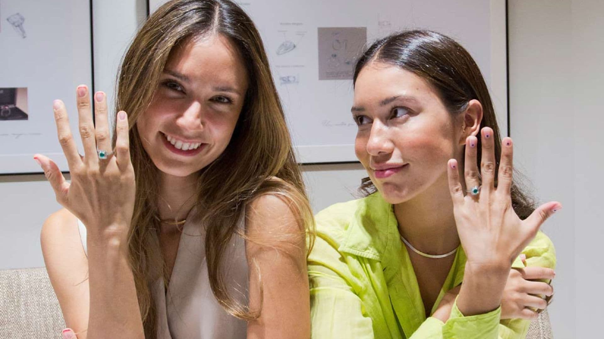 Grace y Melissa Villarreal y la preciosa historia del anillo de esmeraldas que tienes que conocer