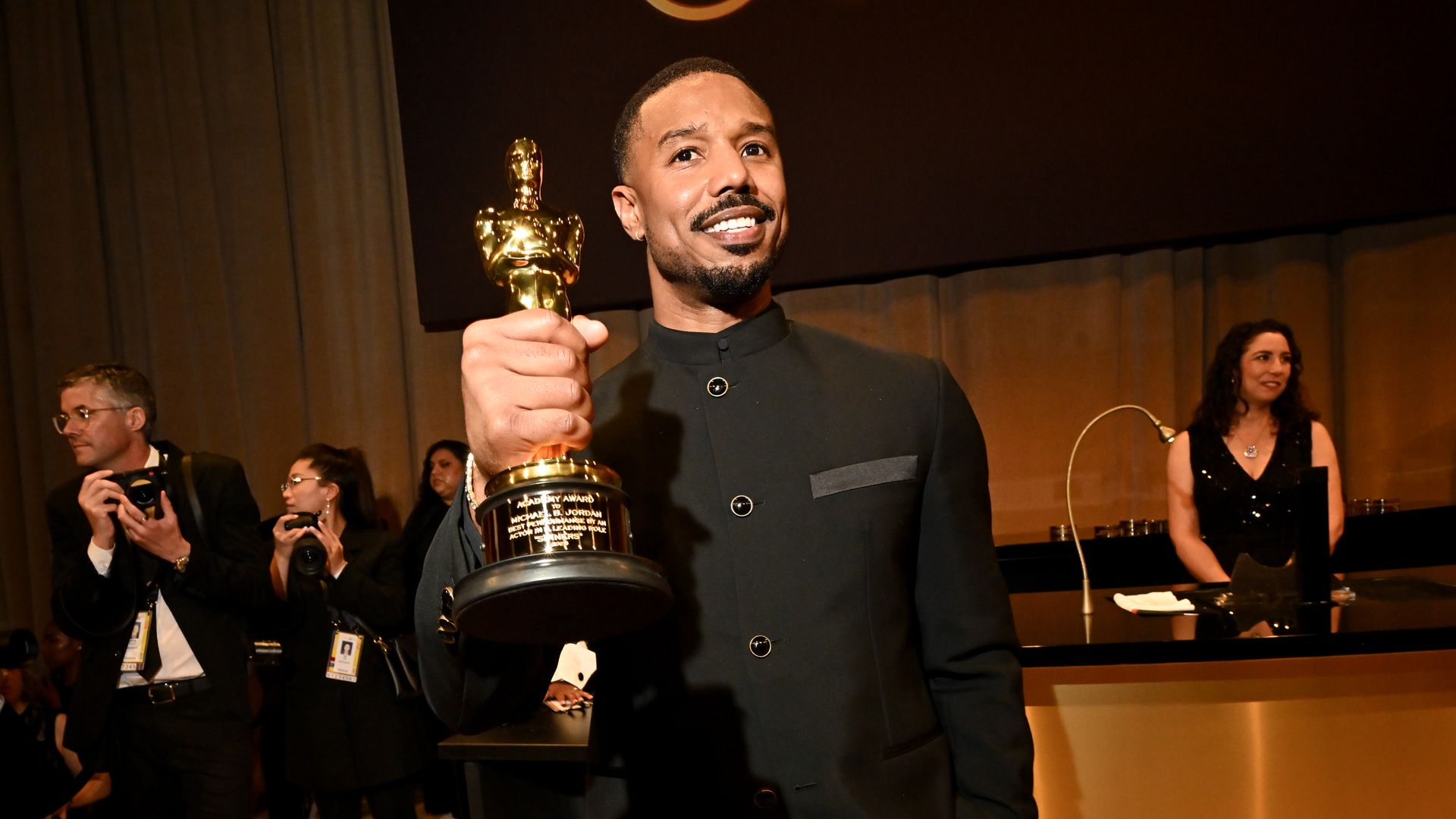 Michal B. Jordan, Amy Madigan y 'Una batalla tras otra': la lista completa de los ganadores de la gran noche del cine