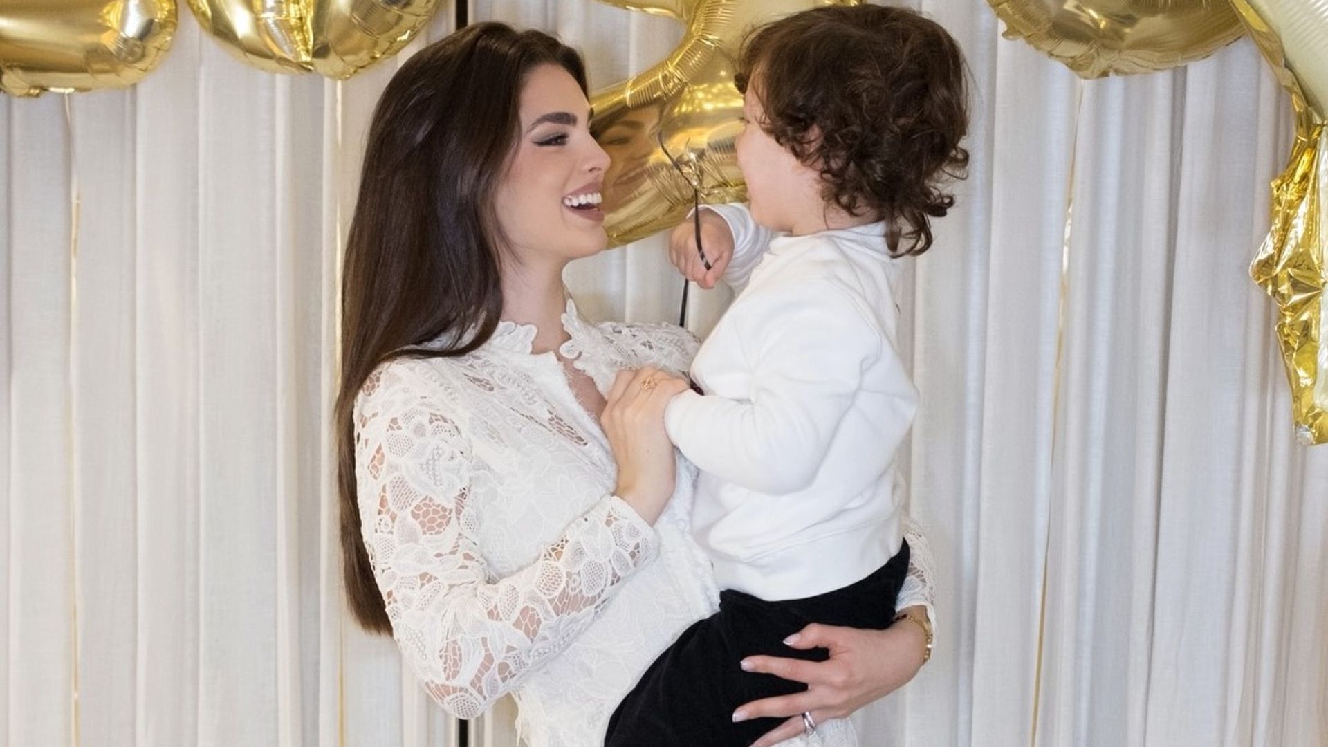 Nadia Ferreira disfruta Las Vegas con su hijo Marquito antes de que se convierta en hermano mayor
