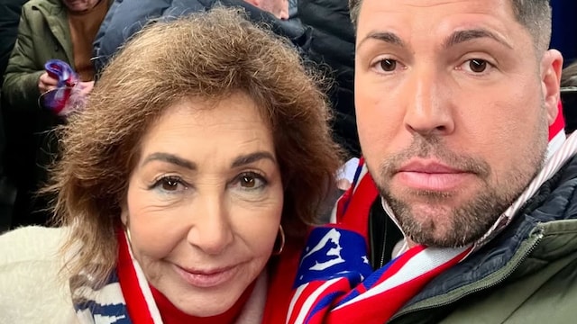 Ana Rosa Quintana, en metro con su sobrino para acudir al derbi Atlético de Madrid-Real Madrid