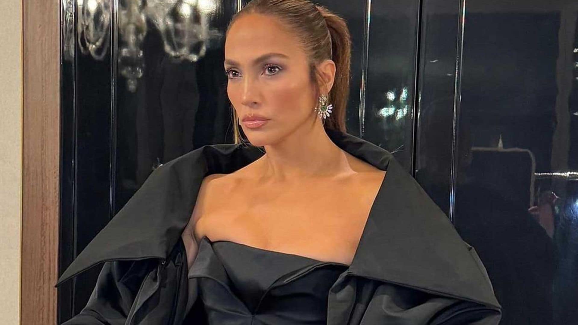 Jennifer Lopez convertida en una auténtica diva de Hollywood con su último look en Dubai