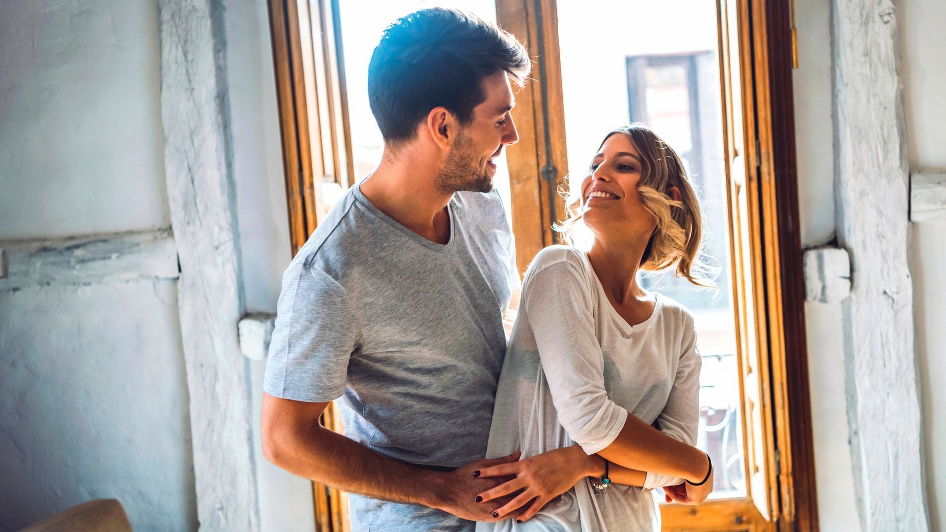 Estas son las razones por las que las parejas rompen en verano (y qué hacer para evitarlo)