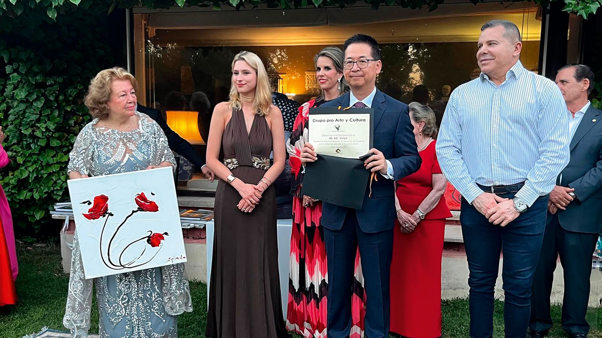 HOLA 4174 entrega de medallas de oro de Mayte Spínola