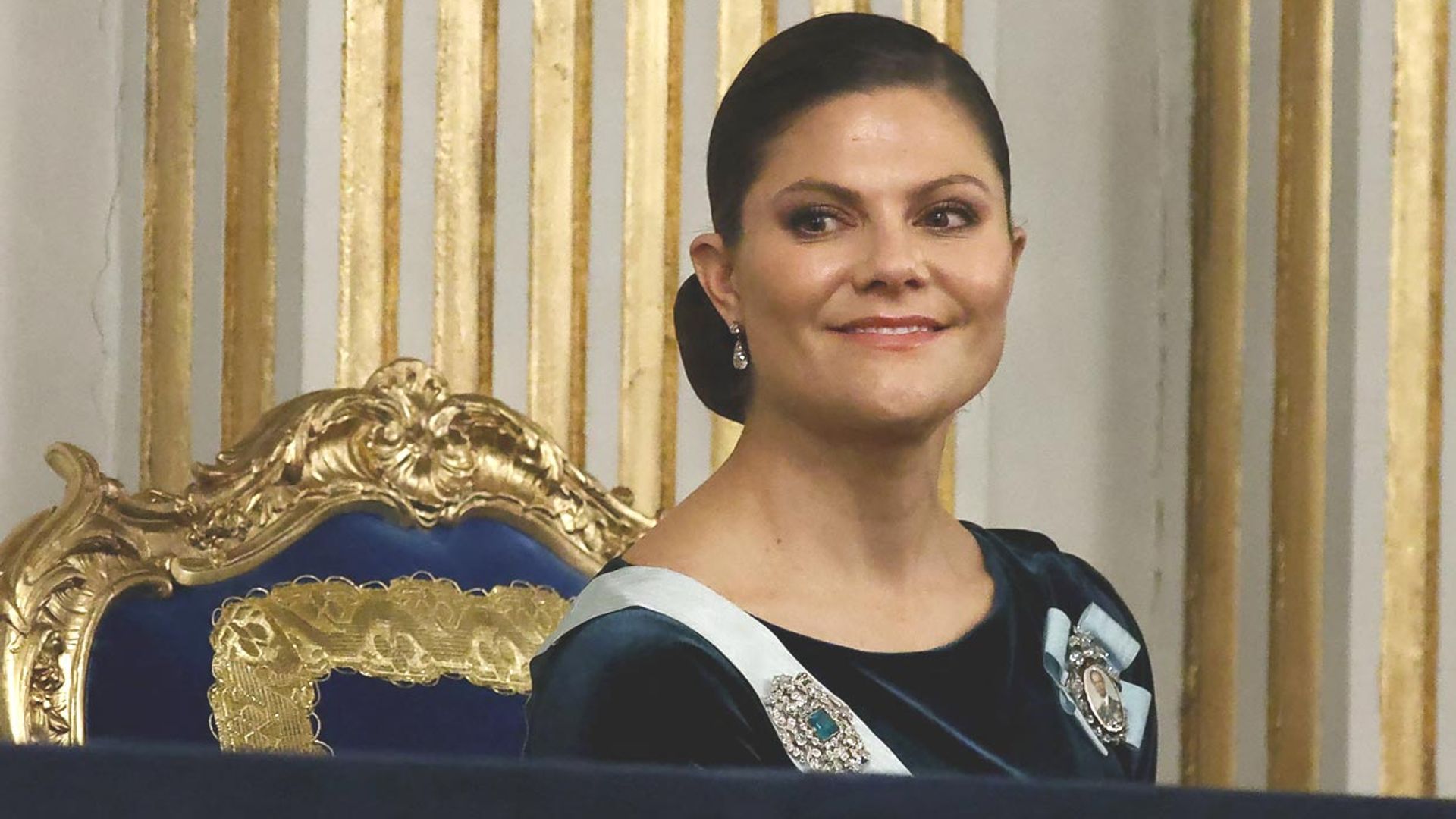 Victoria de Suecia felicita a su ahijada, Ingrid Alexandra de Noruega, con una foto en la que aparece don Felipe