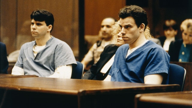 Los hermanos Menéndez durante su juicio 