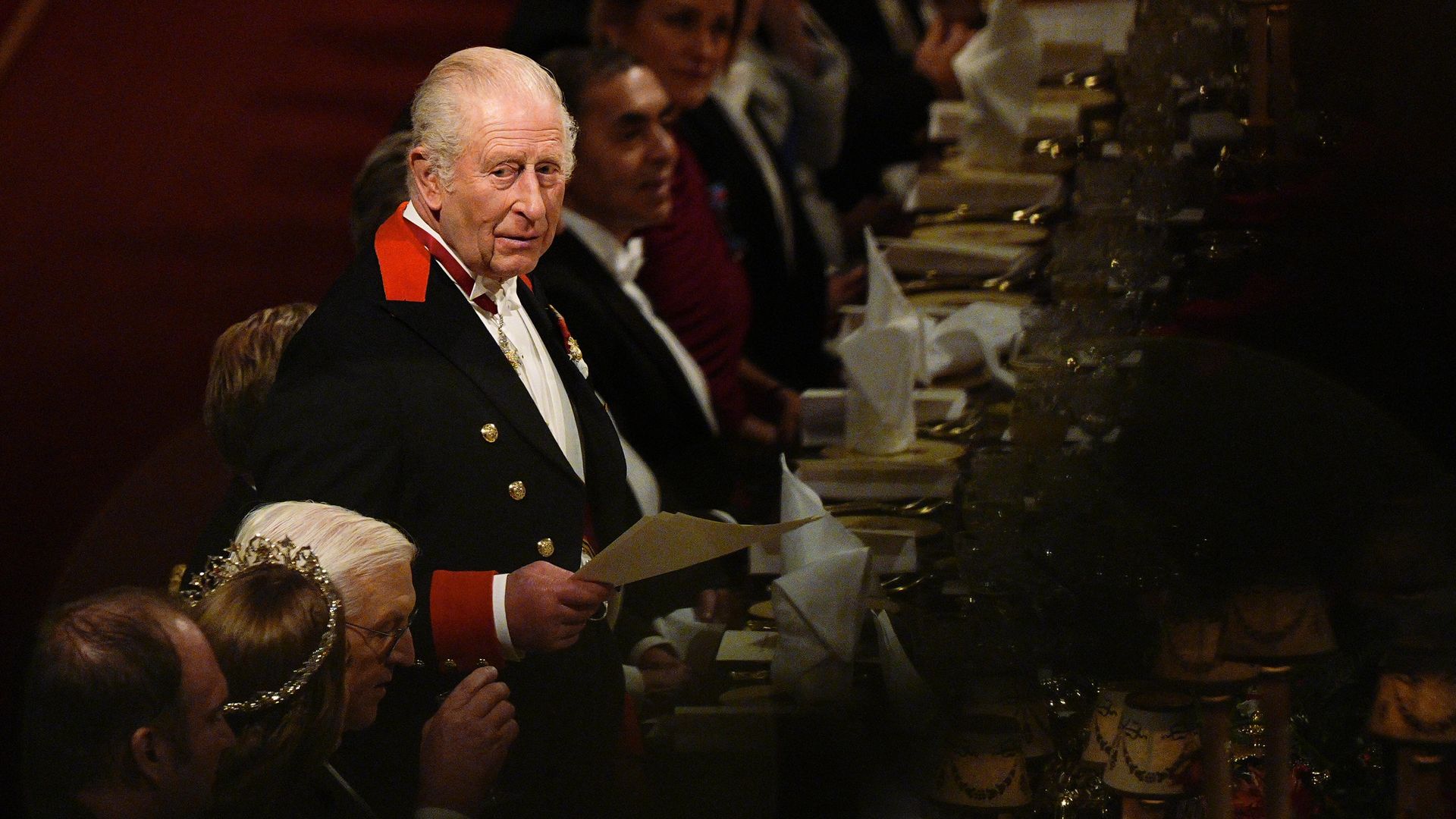 El rey Carlos III durante la cena de gala en el castillo de Windsor al presidente alemanán en diciembre de 2025