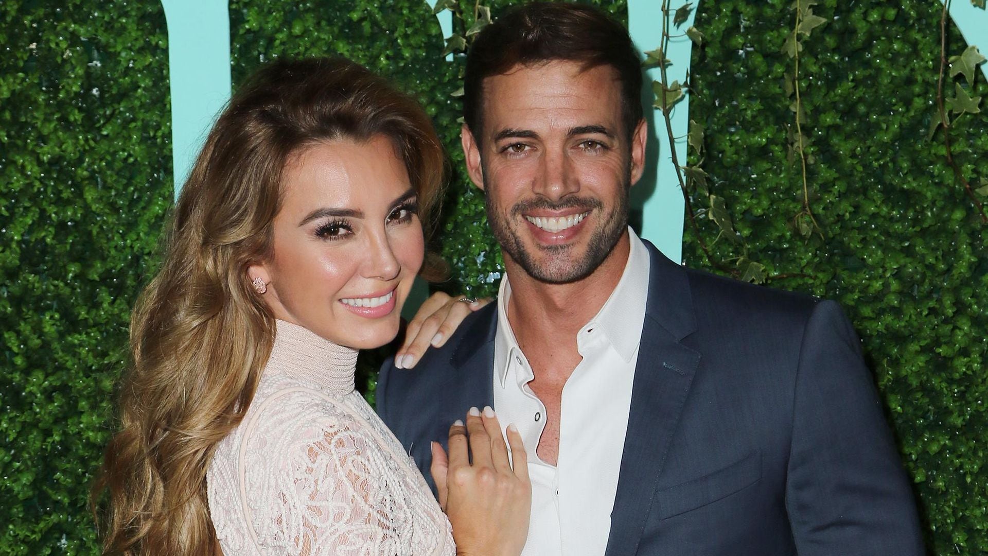 Elizabeth Gutiérrez y William Levy cierran el año festejando otro logro de su hijo mayor
