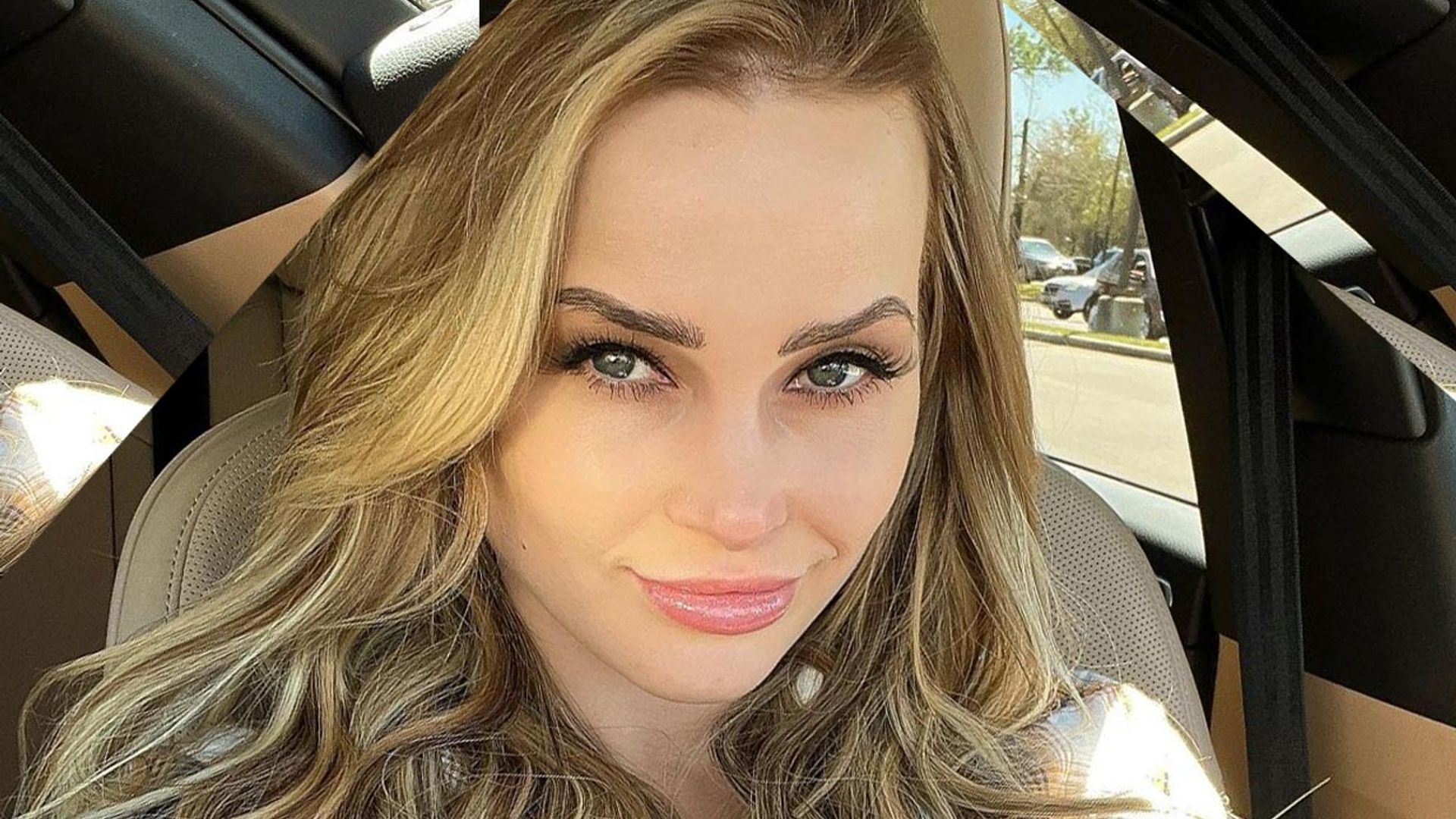 Conmoción por la muerte de la 'influencer' Niece Waidhoger, de 31 años, conocida por compartir sus problemas de salud mental