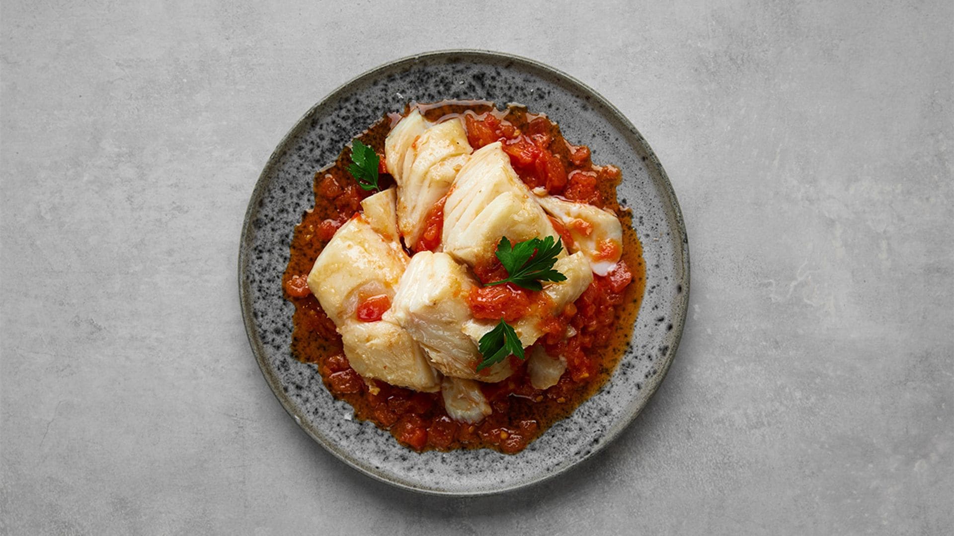 Bacalao con salsa de tomate