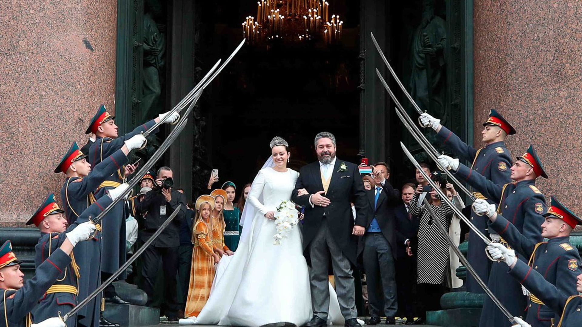 Entramos en la boda de Jorge de Rusia y Victoria Romanovna: las fotografías no vistas de una celebración digna de los zares