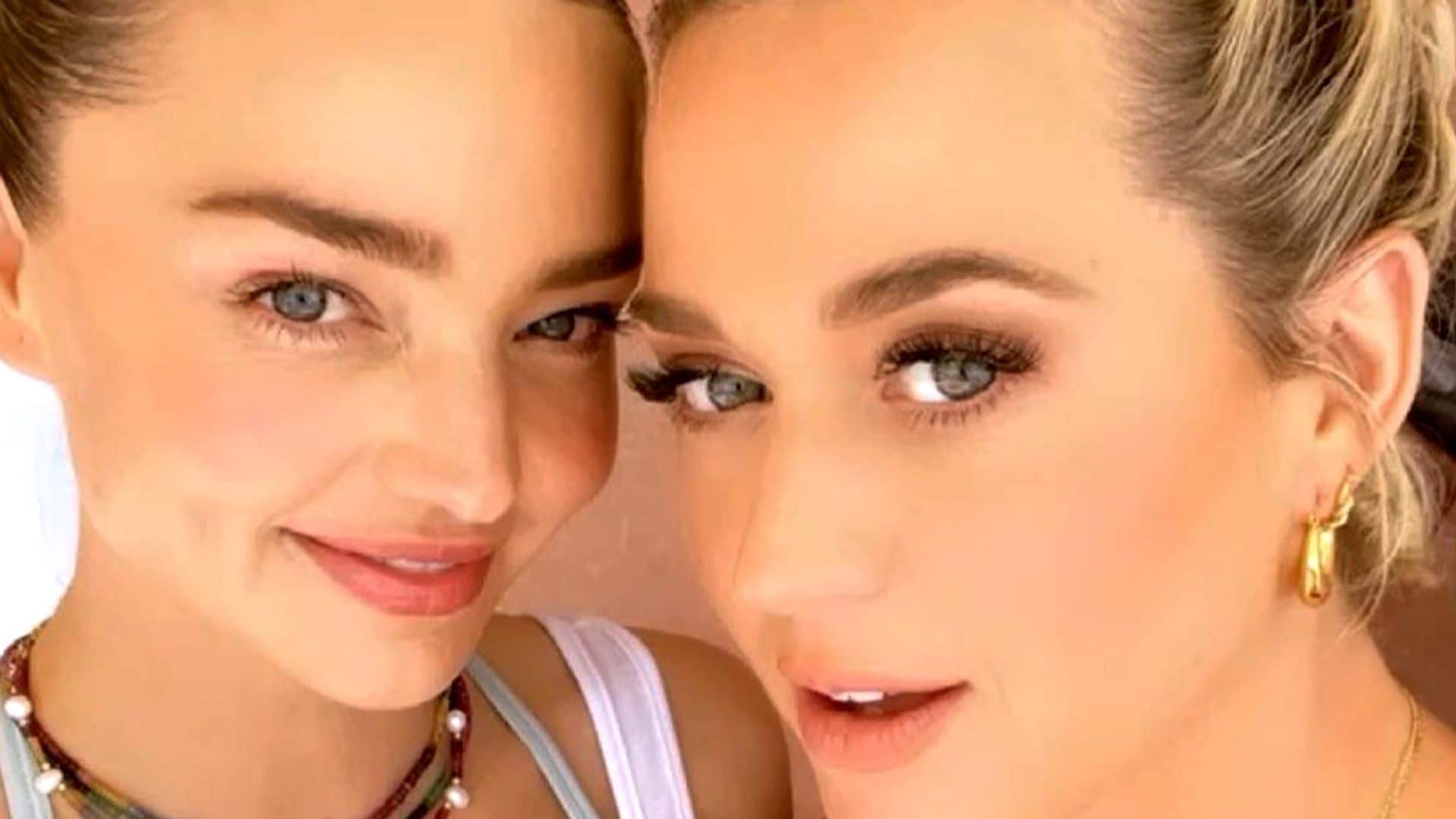 La cariñosa reacción de Orlando Bloom al ver juntas a su novia, Katy Perry, y a su ex, Miranda Kerr