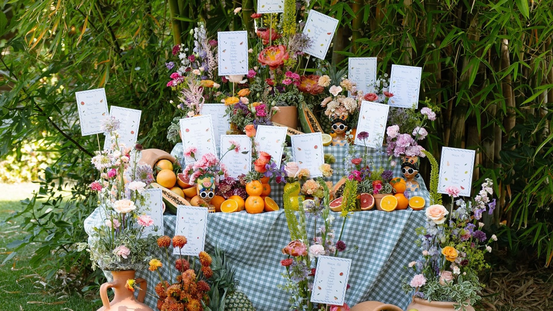 Cómo incorporar el estampado vichy en la decoración de tu boda para un estilo romántico y campestre