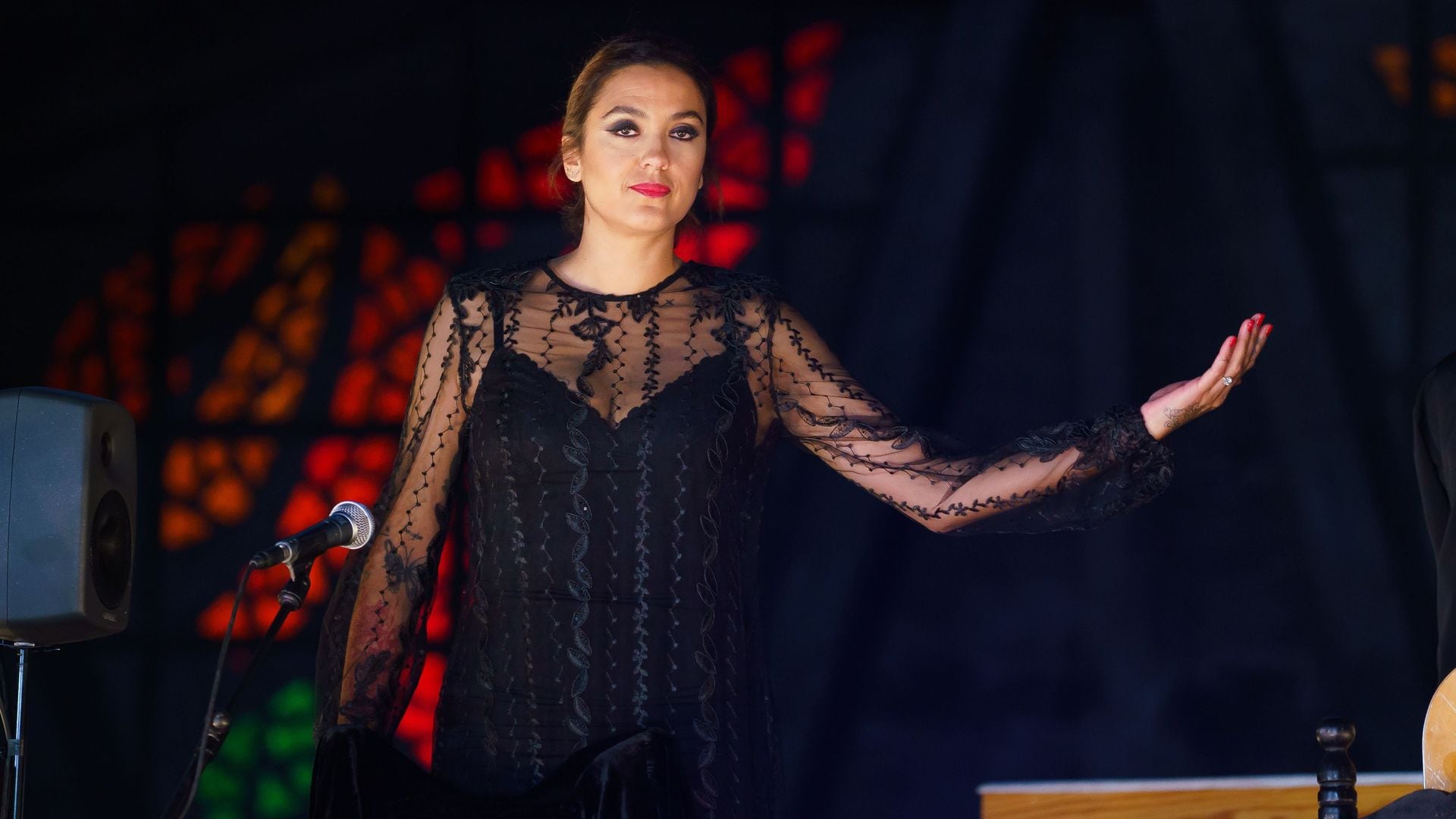 El significativo gesto de Alba Molina con el hijo de Rosario Flores, novio de su hija Lucía