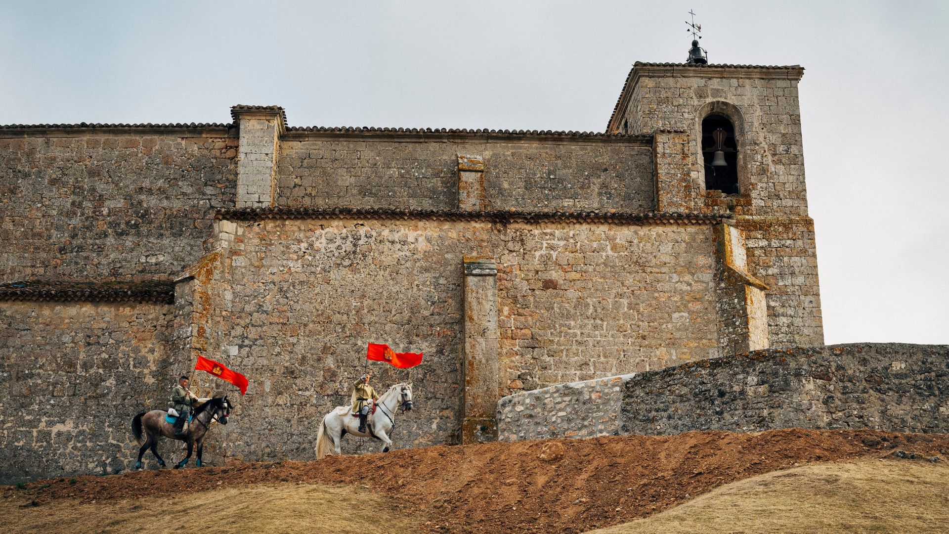 Recreación de la Batalla de Atapuerca entre Fernando I, rey de León y conde de Castilla, y García Sánchez III, rey de Pamplona-Nájera, que se realiza cada año en el pueblo burgalés de Atapuerca, a pocos kilómetros de Burgos capital.