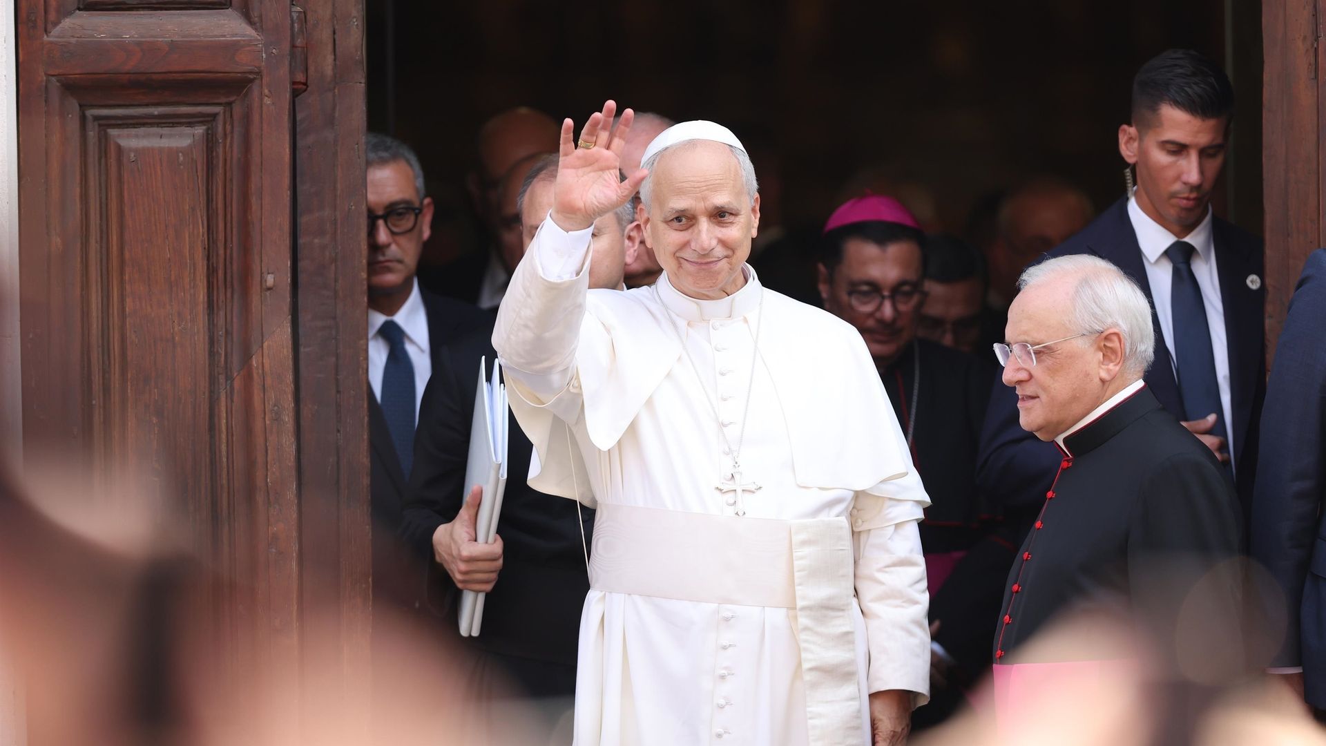 Los 100 días del Papa León XVI en el Vaticano: un mandato prudente con tradiciones eliminadas por Francisco