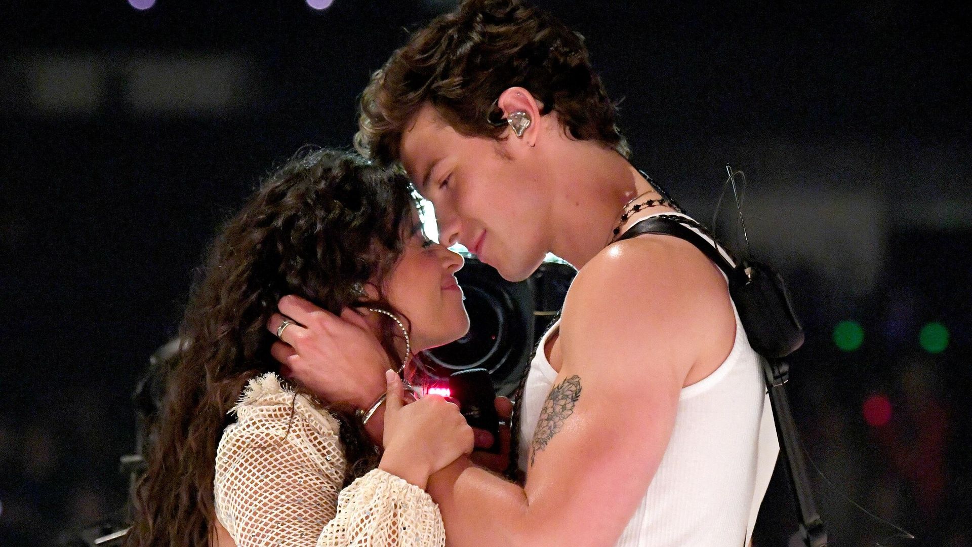 Camila Cabello y Shawn Mendes 'estaban apartados' antes de Señorita