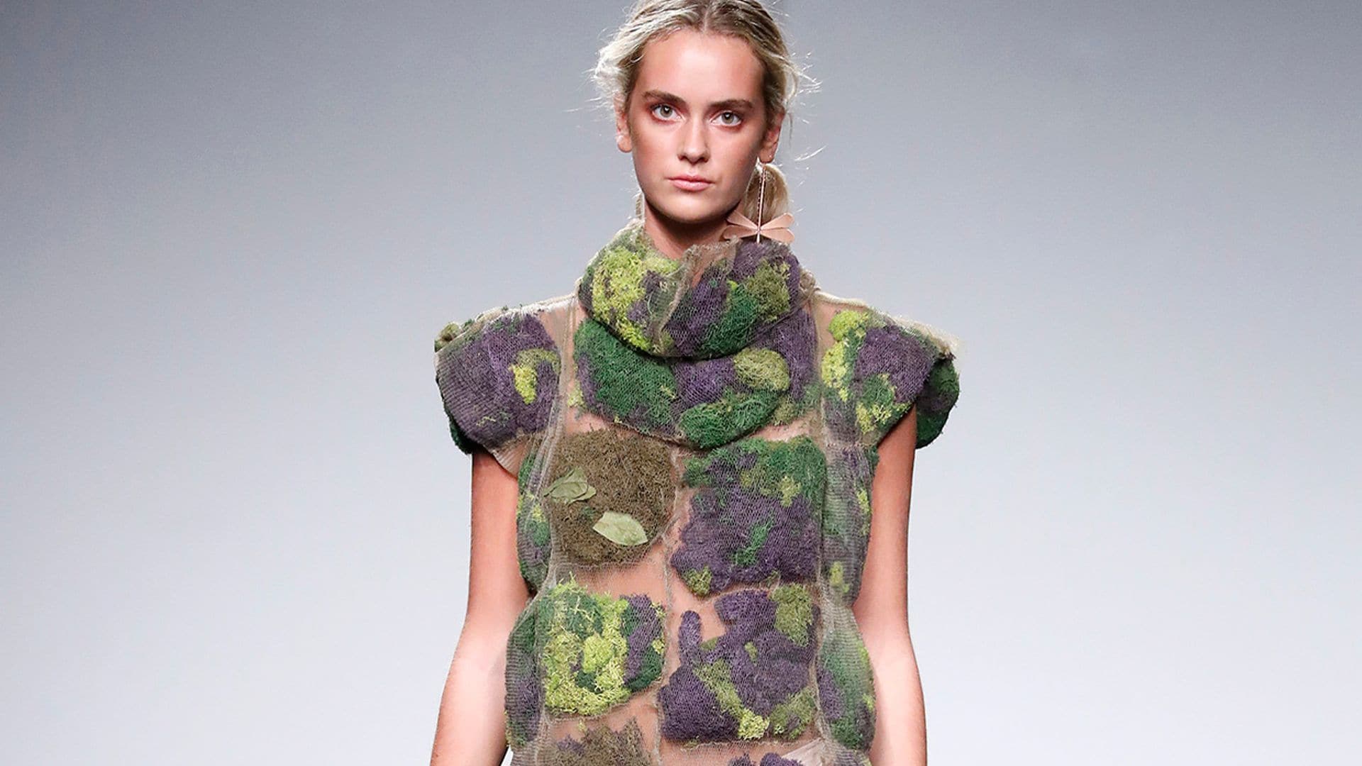 Paula Alegría gana el premio Samsung EGO Innovation Project con una colección que une naturaleza y tecnología