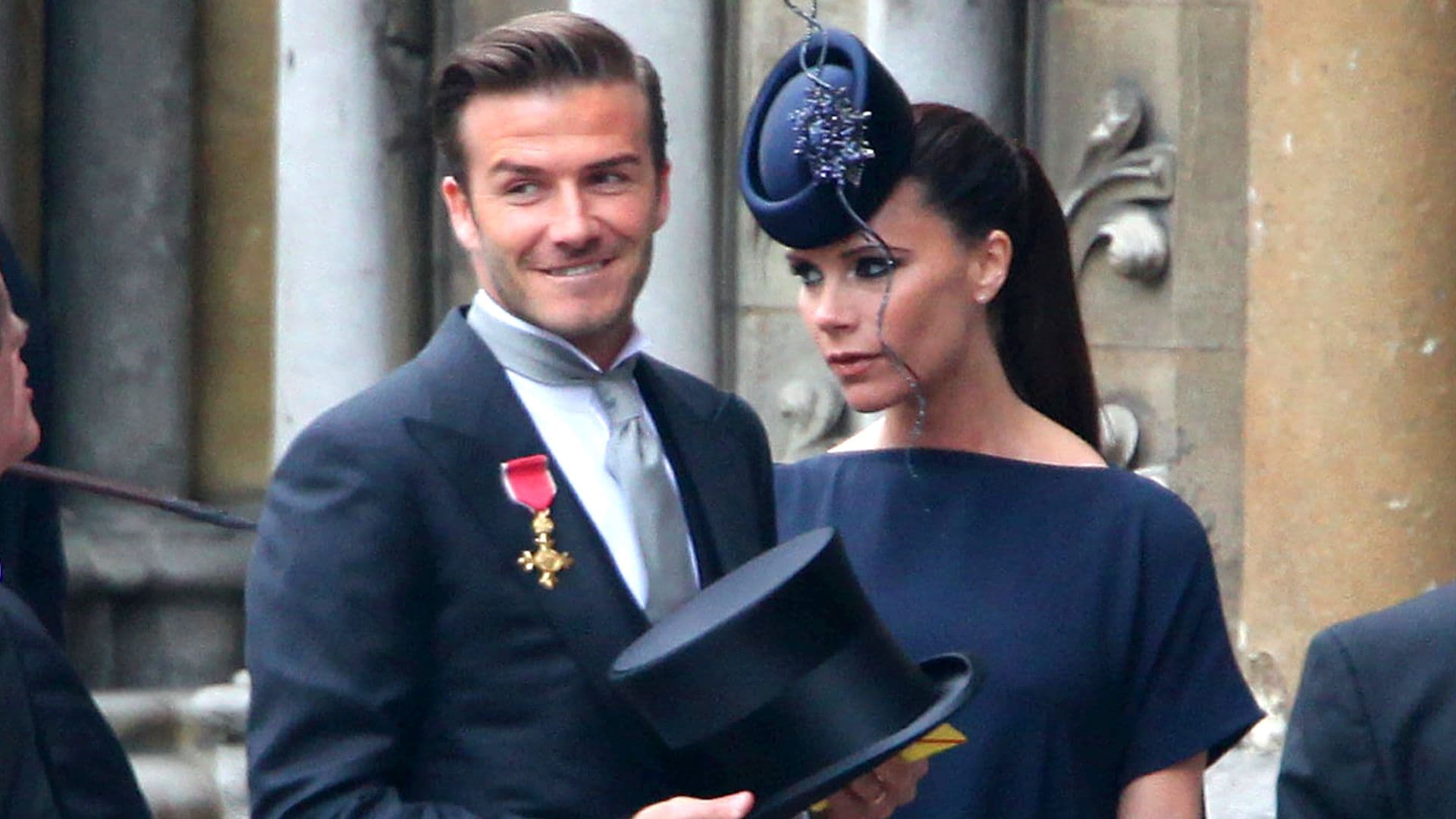 Victoria Beckham y las 'royals': los looks inolvidables que marcaron la boda de Kate y Guillermo