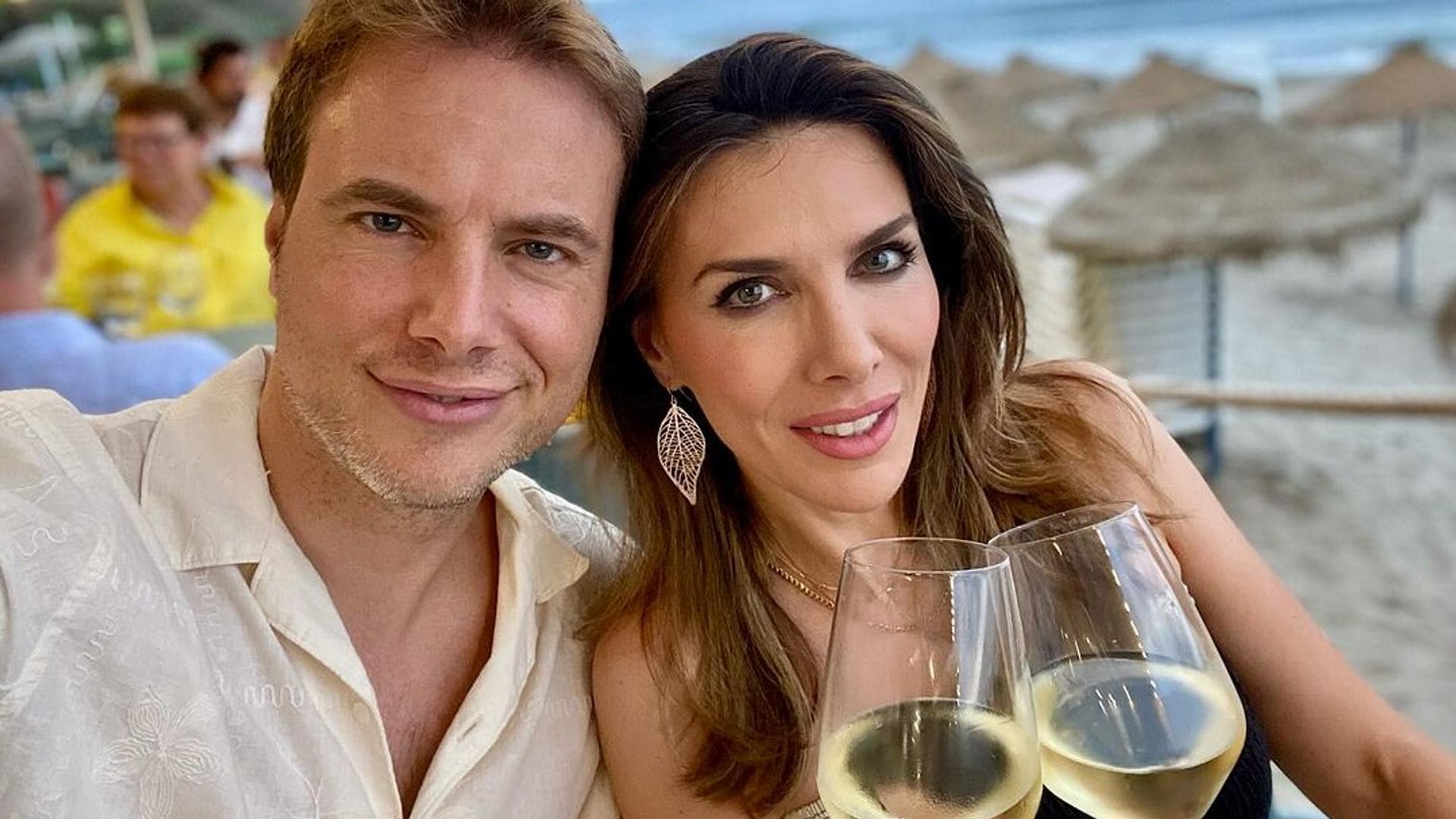 Verónica Sanz, presentadora de 'laSexta Xplica', celebra 12 años de casada con Óscar Rodríguez, subdirector de 'Todo es mentira'