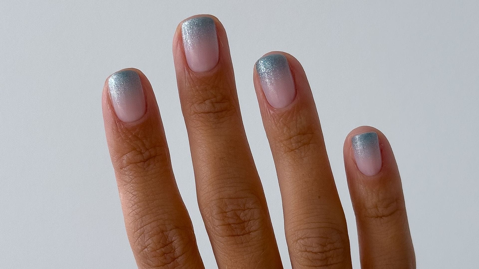 12 manicuras prácticas y sofisticadas para uñas cortas que van a arrasar la próxima temporada