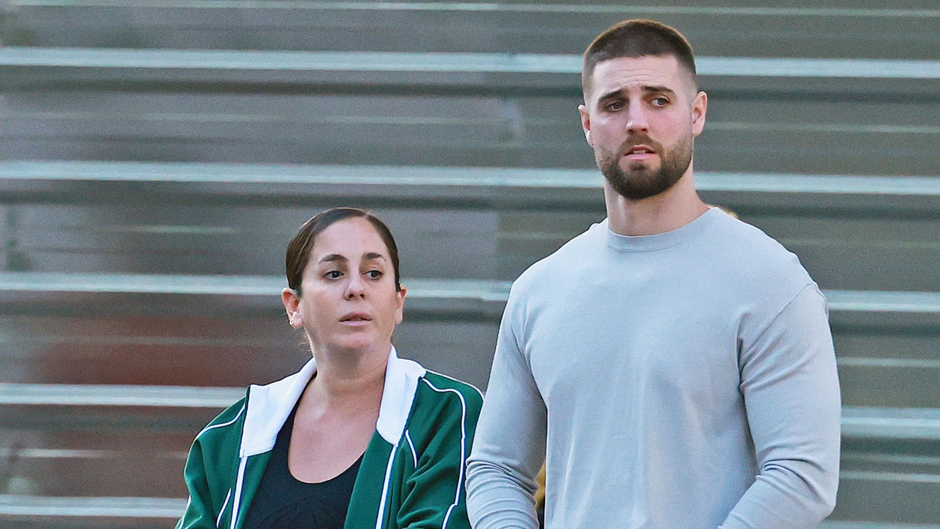 Anabel Pantoja y David Rodríguez paseando con su hija por Madrid
