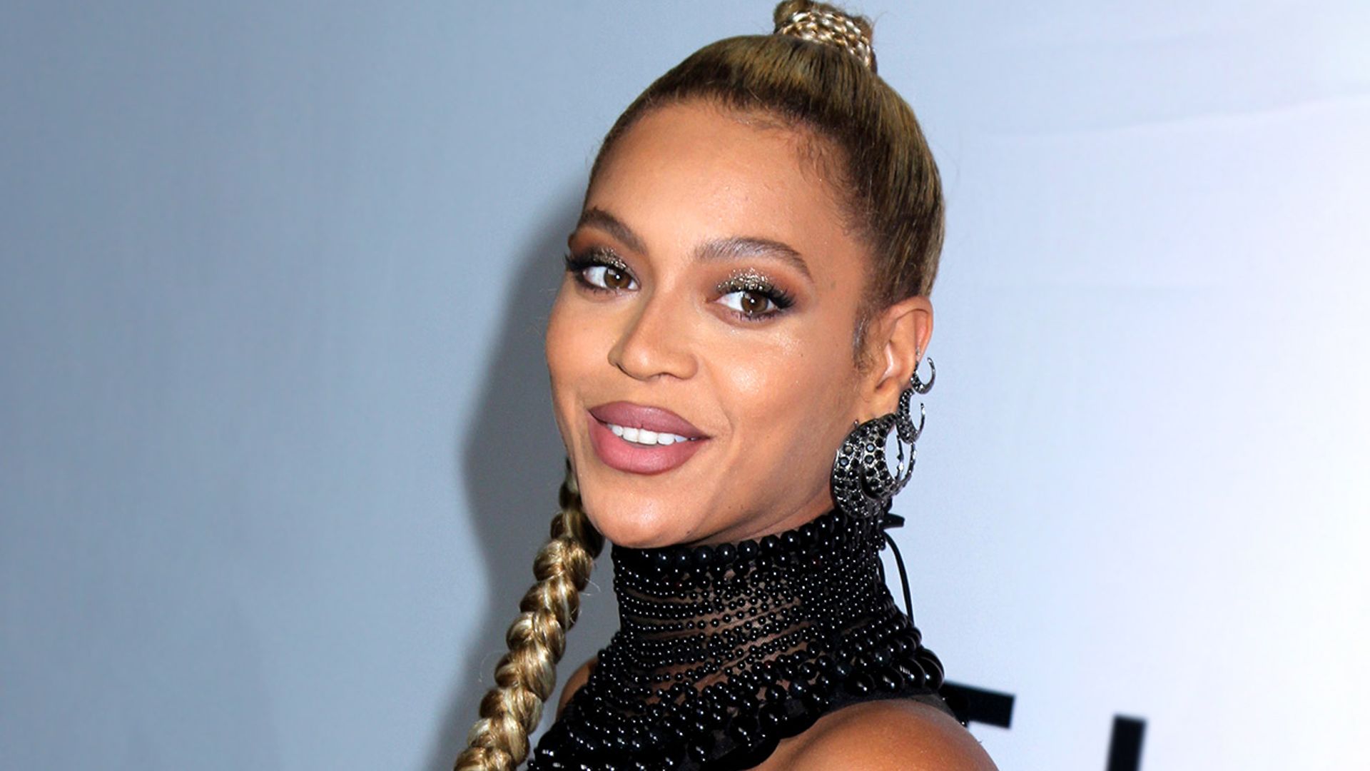 Beyoncé se convierte con su actuación en la protagonista del 75 cumpleaños de Diana Ross