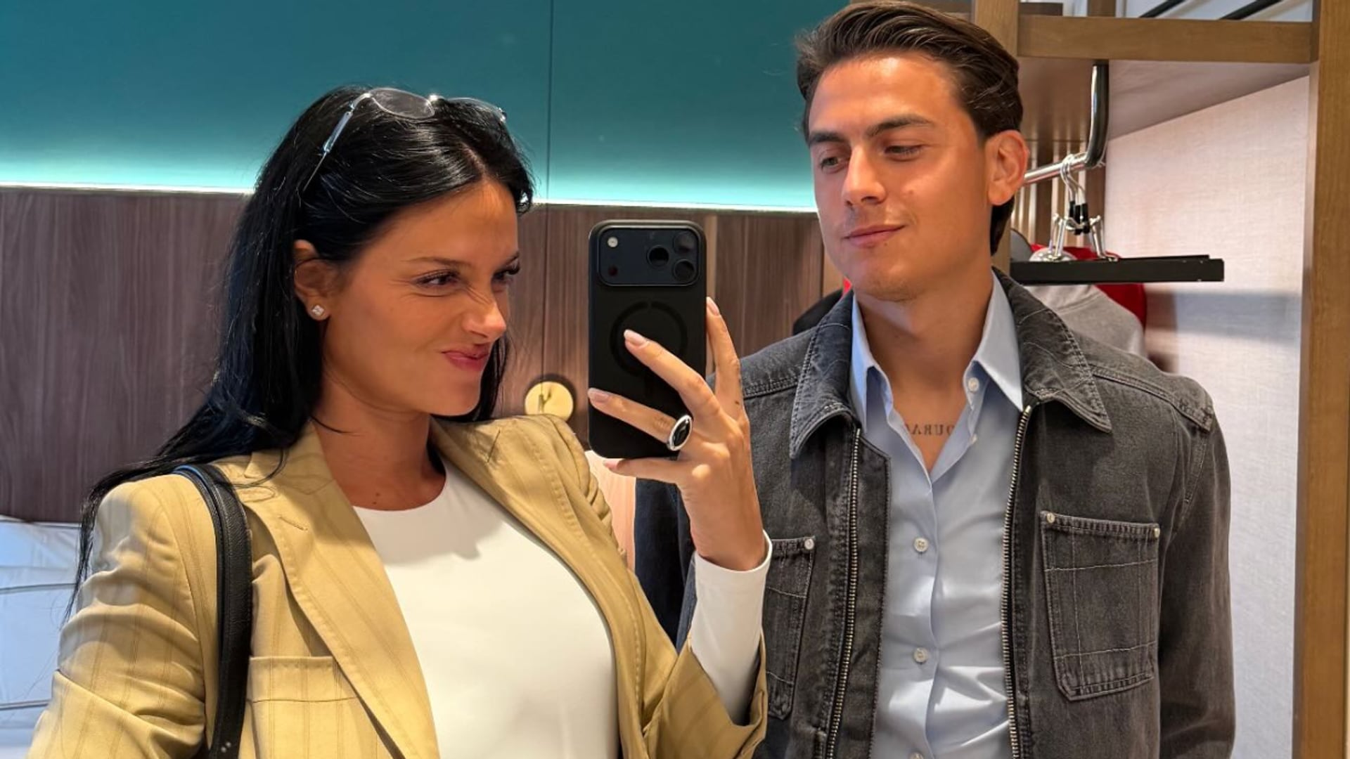 Oriana Sabatini ha presumido su pancita de embarazo en su reciente visita a Milán junto a Paulo Dybala.