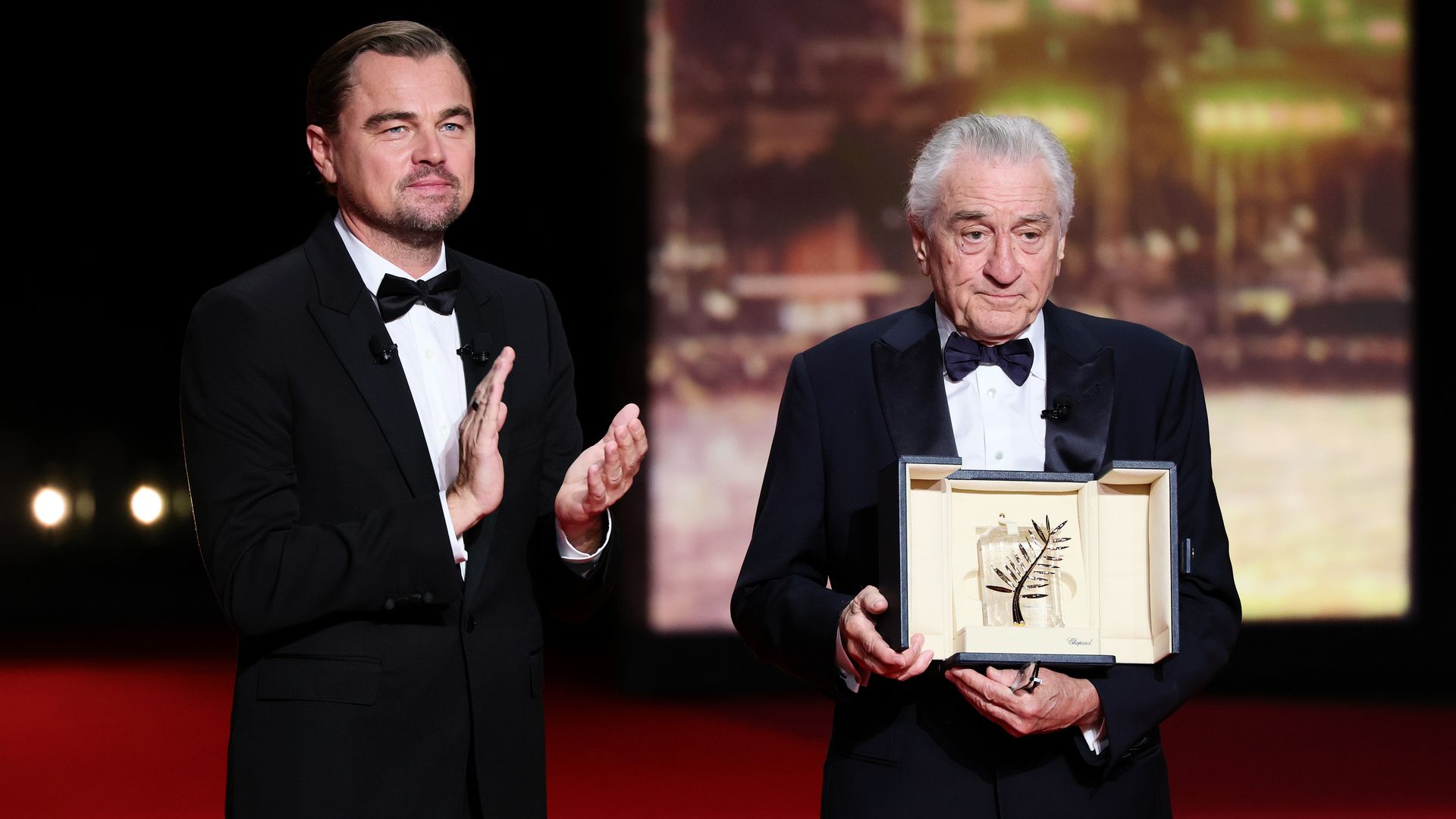 Leonardo DiCaprio emociona en el festival de Cannes al premiar a su ídolo, Robert De Niro: 'No es otro gran actor, es el actor'