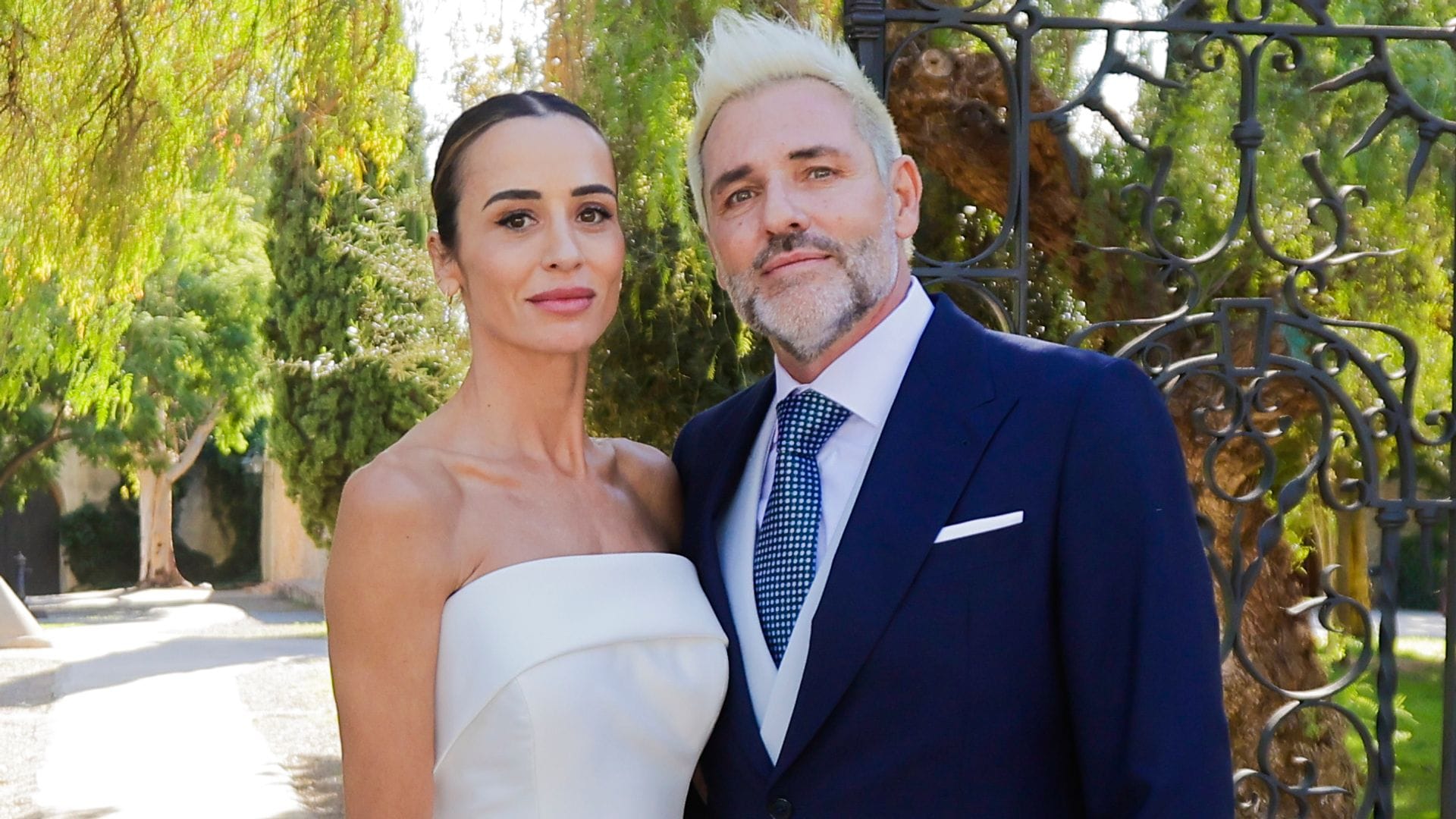 Santiago Cañizares y Noemí en su primera imagen como marido y mujer