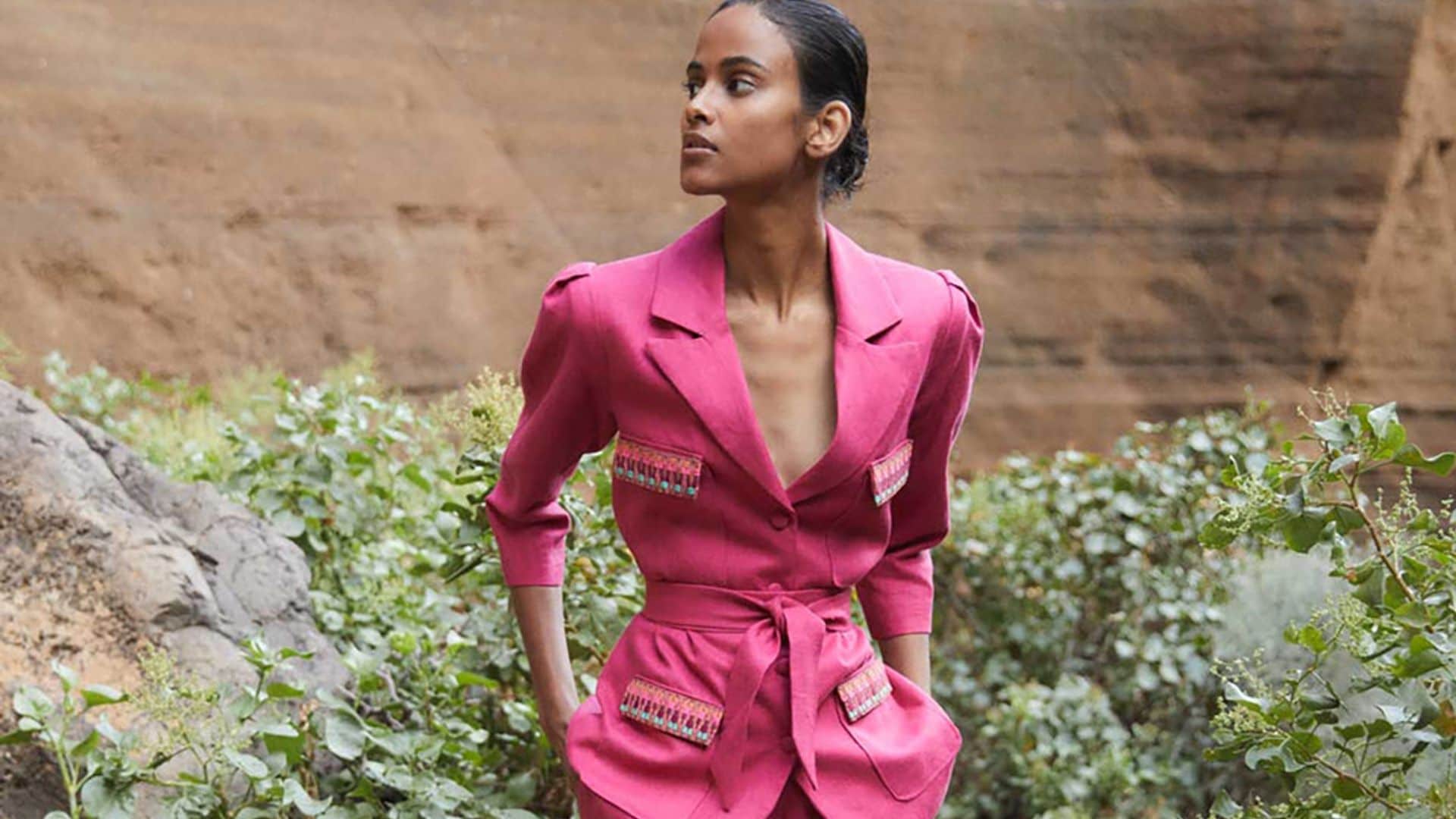 ¿Tienes una comunión y llueve? Te descubrimos 12 looks de invitada con los que acertar