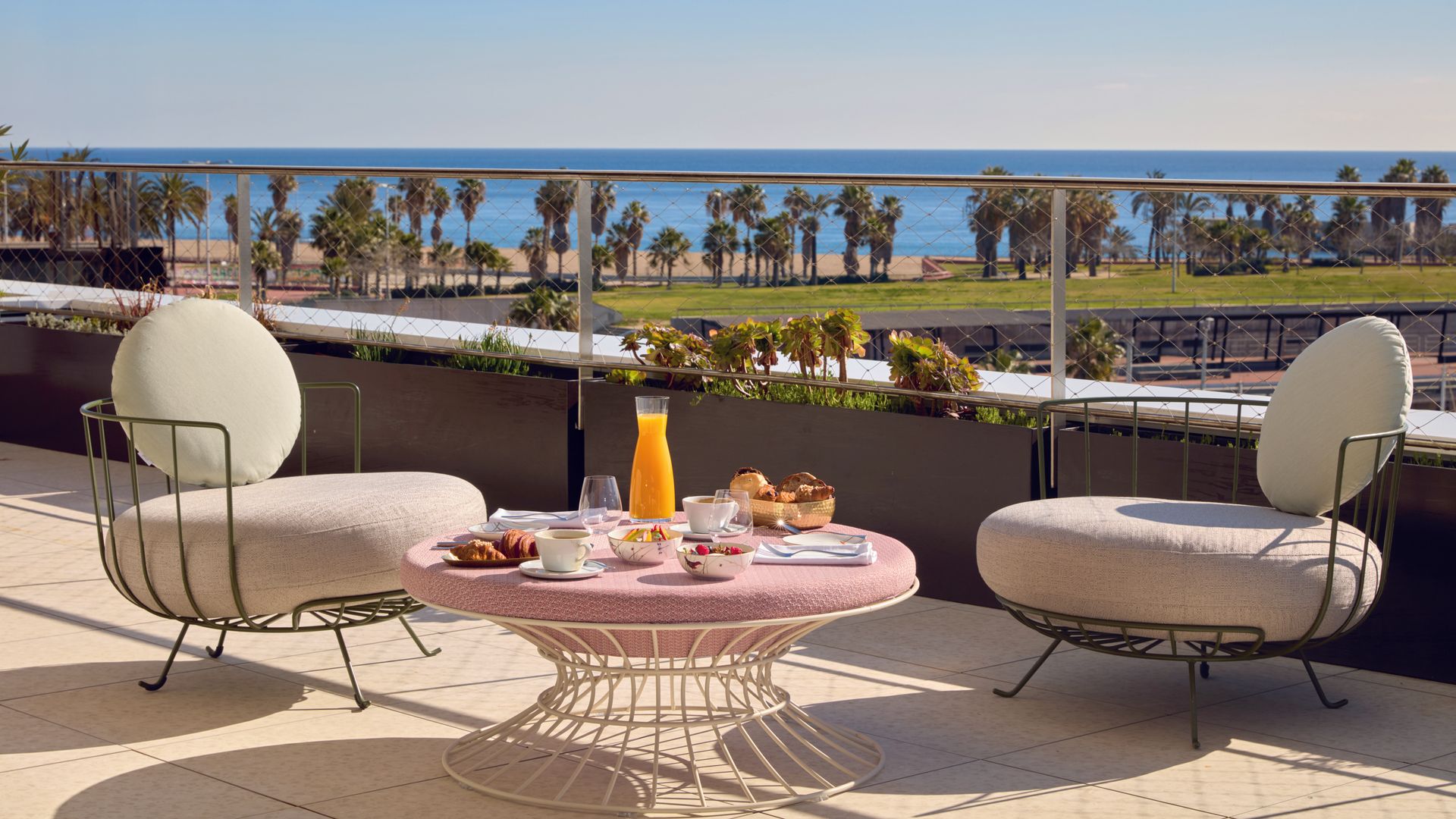 CÓSMICO beach club en Barcelona