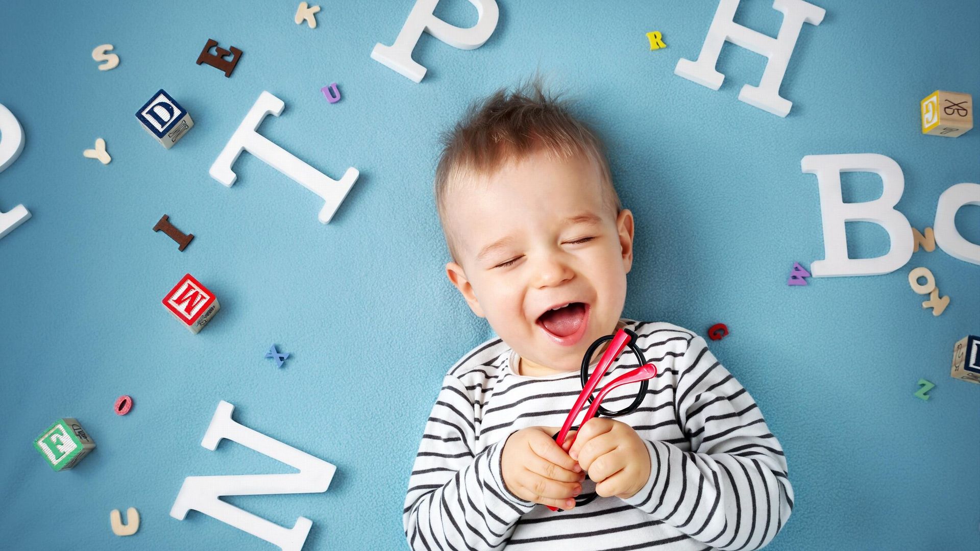 Cómo estimular a mi bebé para que aprenda nuevas palabras