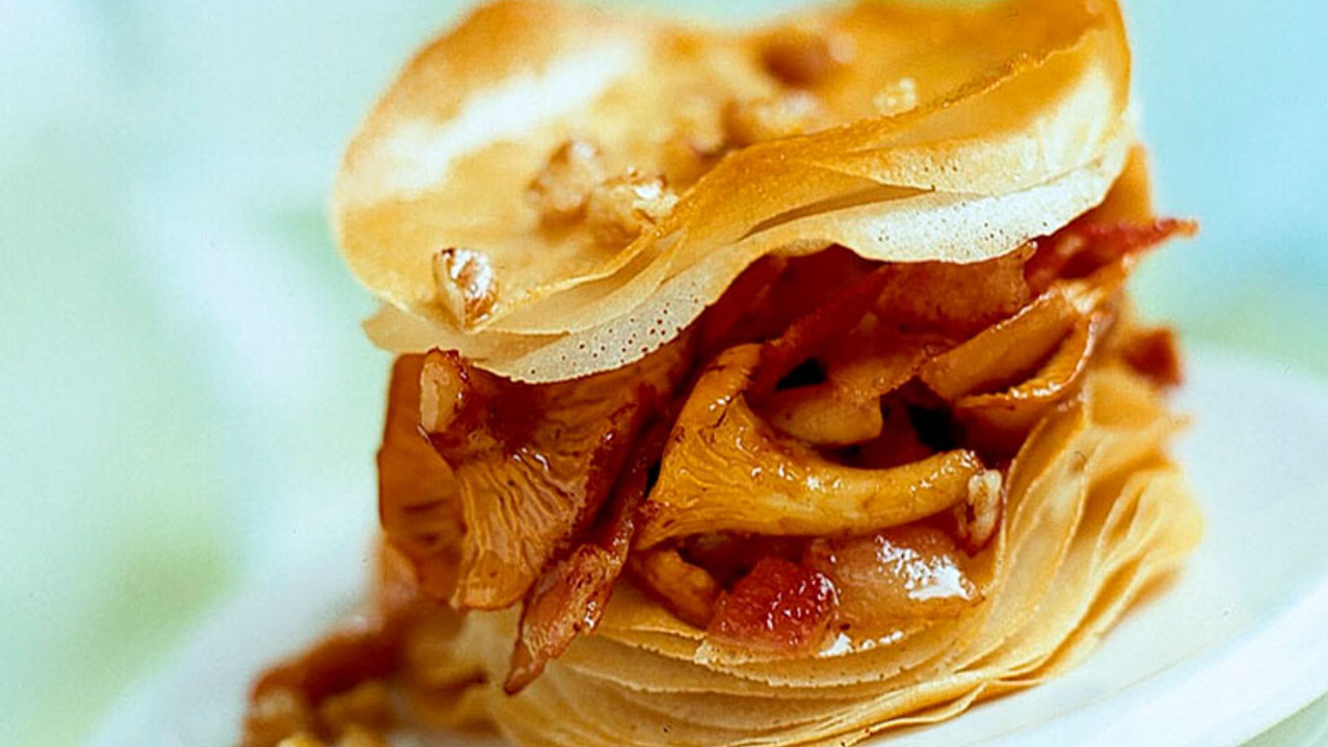 Crujiente de rebozuelos con nueces
