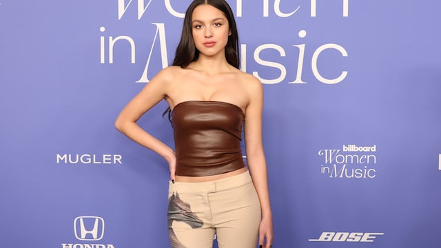 olivia rodrigo pantalones
