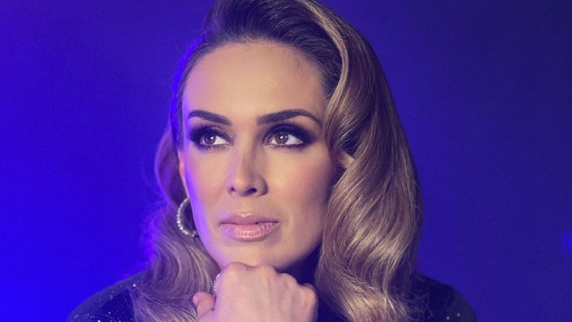 Jacky Bracamontes le dice adiós a un importante ciclo profesional