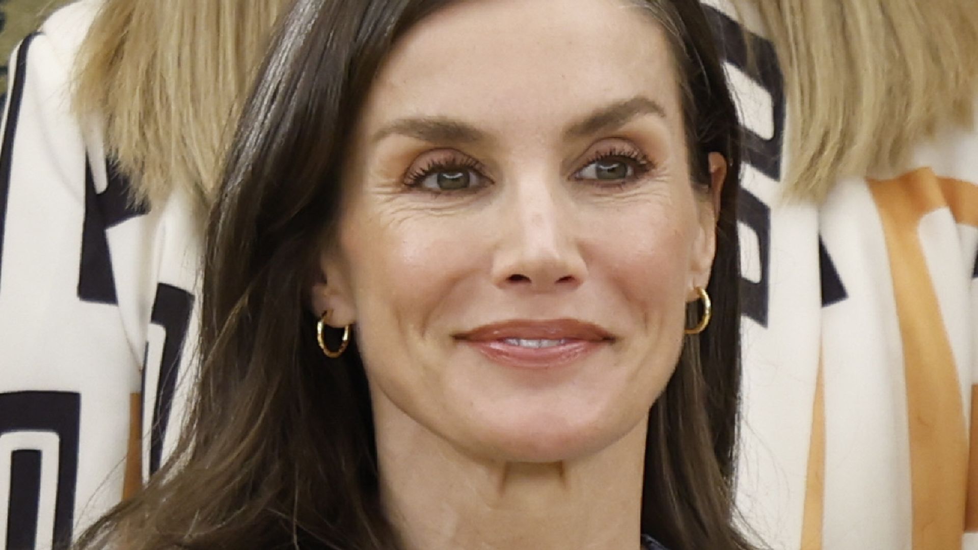 La reina Letizia moderniza el look icónico de Lady Di en los 80 para las audiencias de los Premios Princesa de Asturias 2026