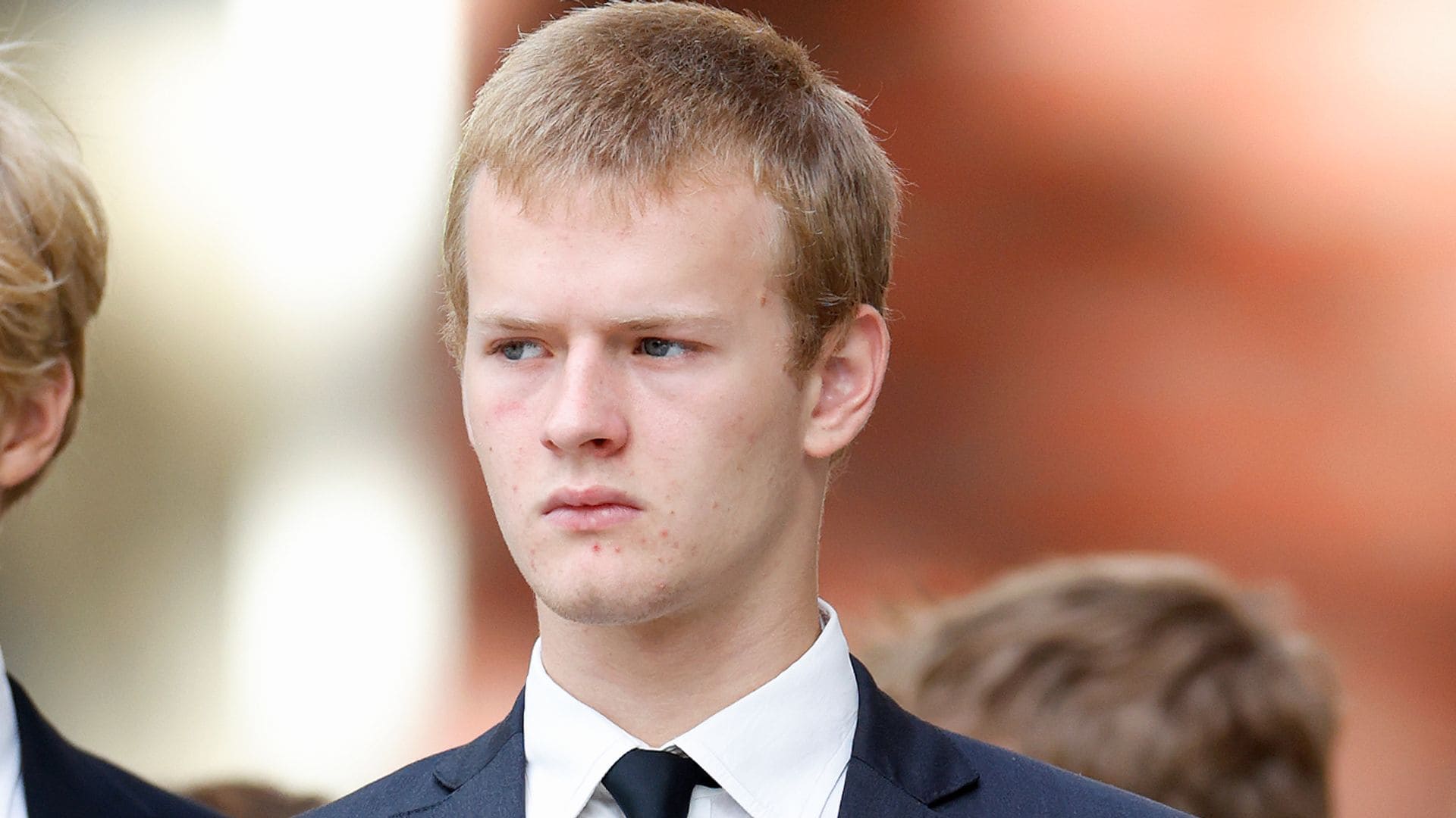 Albert Windsor con su hermano Leopold en el funeral por su abuela, la duquesa de Kent