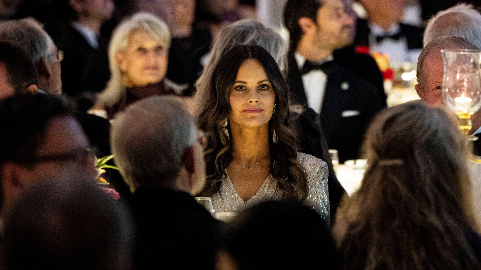 El Gran Hotel de Estocolmo ha acogido la gala a la que han acudido Carlos Felipe y Sofia de Suecia