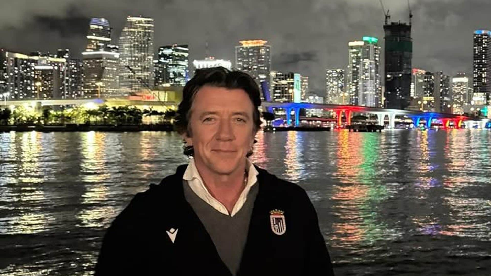 Nicolás Vallejo-Nágera y su hijo Nico se suman a las noches más exclusivas de Miami junto a una estrella de Hollywood