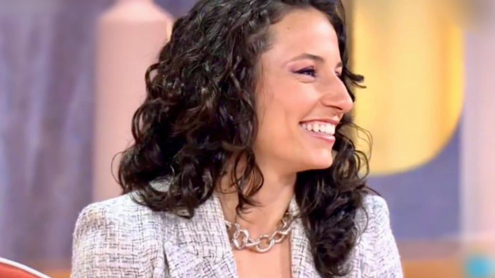 La emoción de Ivana Andrés al ser sorprendida en pleno directo por su mujer: 'Tanto su hija como yo estamos muy orgullosas'