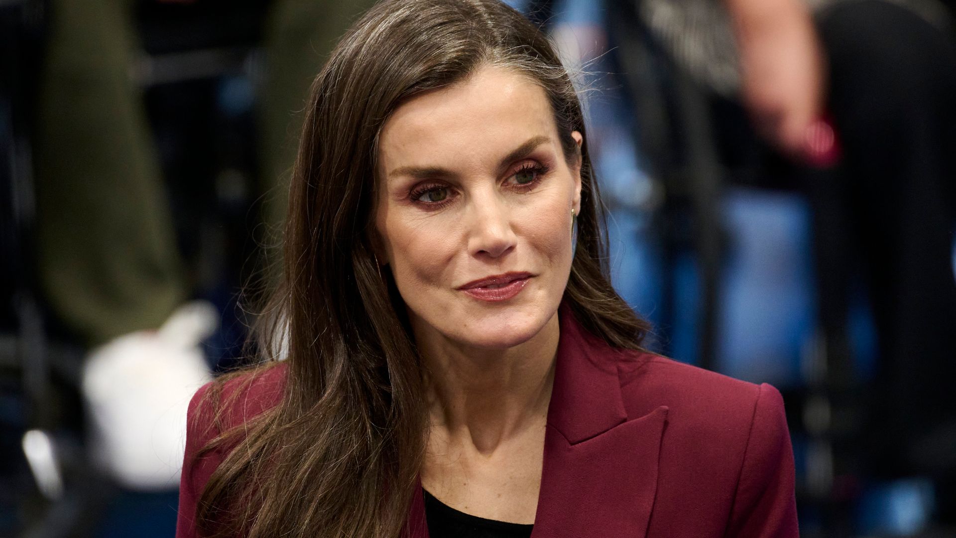 Por qué debes incluir en tu rotación los mocasines con tacón, el calzado favorito de la reina Letizia
