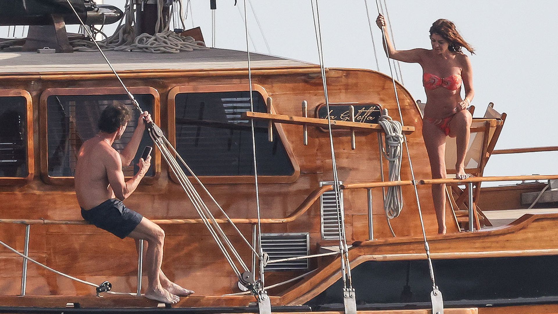 El espectacular velero clásico en el que María José Suárez y Álvaro Muñoz Escassi han empezado sus vacaciones