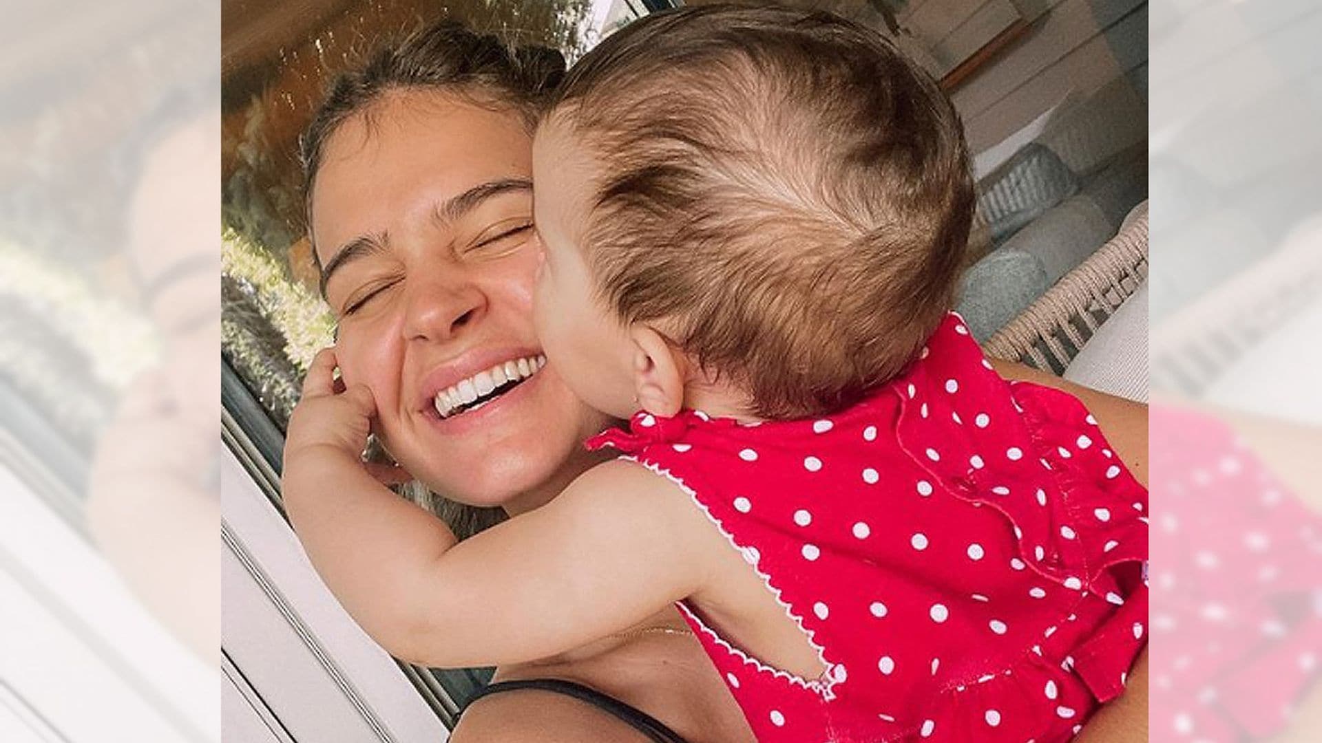 Laura Escanes publica una foto de su hija y todos se fijan en este detalle