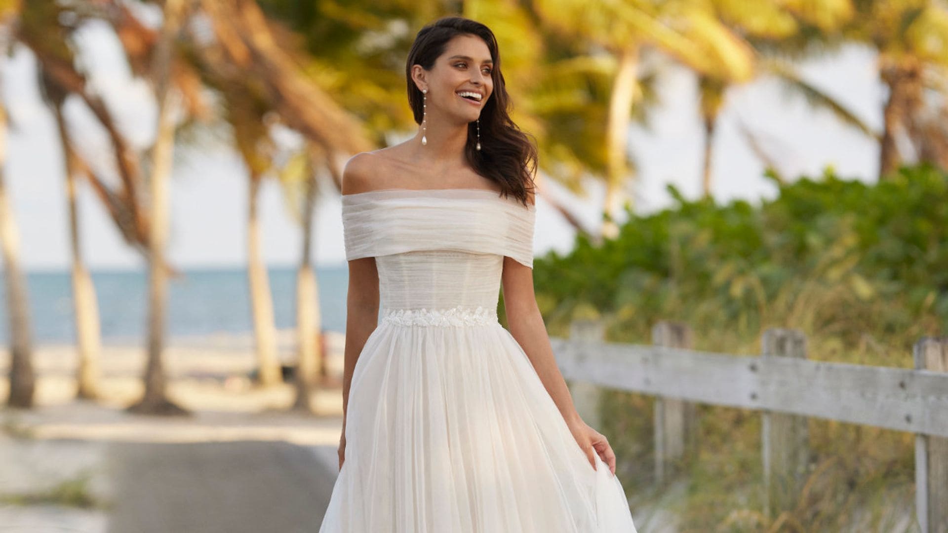 Los vestidos de novia de Aire Barcelona para 2024 tienen los escotes más favorecedores