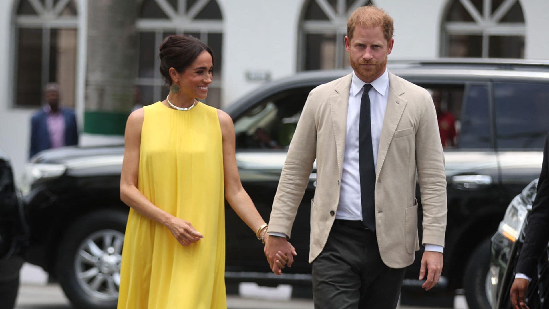 Los 8 looks con los que Meghan Markle ha dado una lección de estilo en su viaje a Nigeria