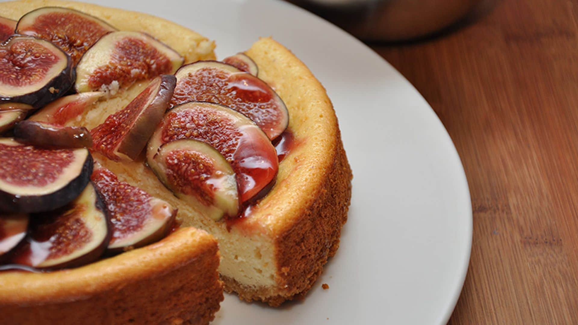 Tarta de queso de cabra con higos