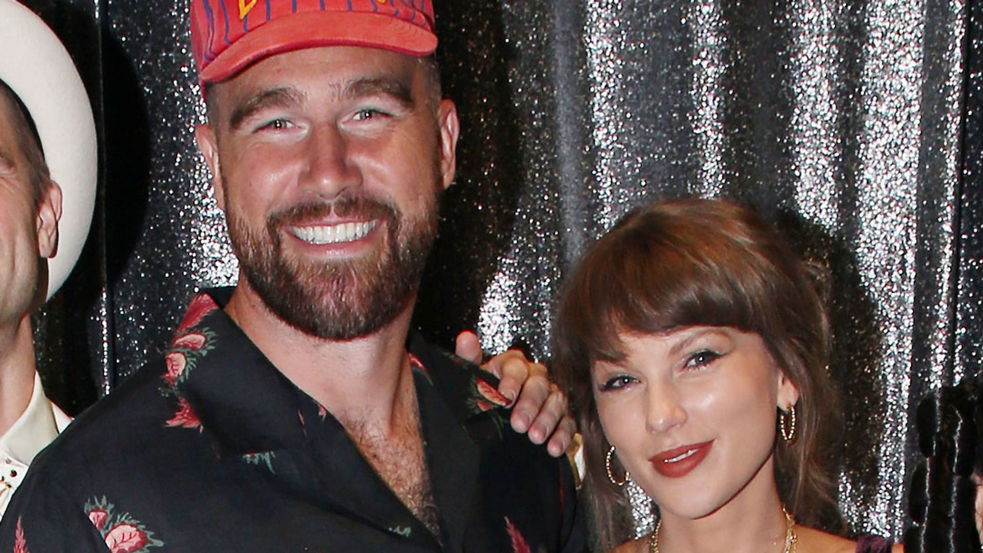 Travis Kelce y Taylor Swift se casarían dentro de unas semanas en Nueva York.