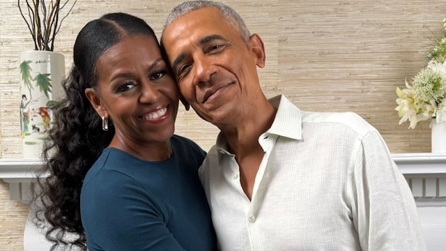 Michelle Obama felicitó a su esposo Barack por su cumpleaños número 64.